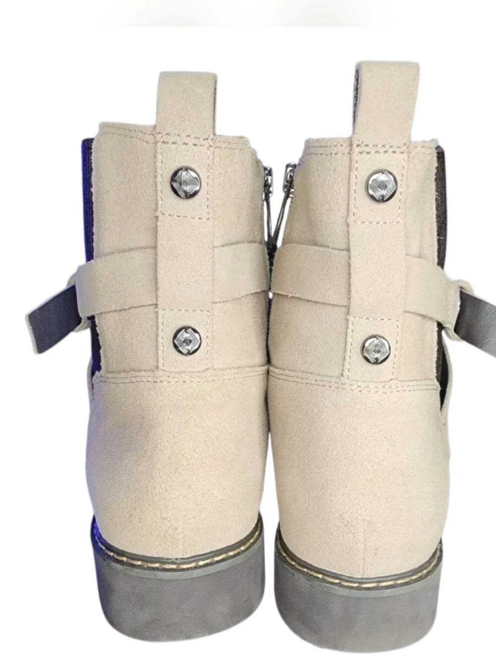 Donald Pliner Captain Suede Bootie, Womens 9 - Picture 6 of 11